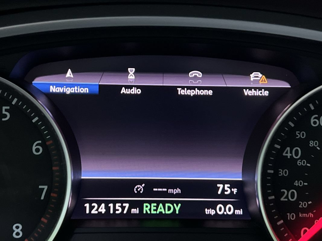 Used 2012 Volkswagen Touareg Hybrid AWD/4WD image 15