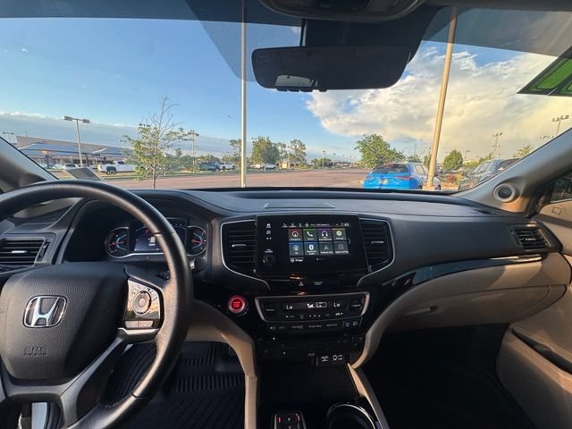 Used 2021 Honda Pilot Touring image 10