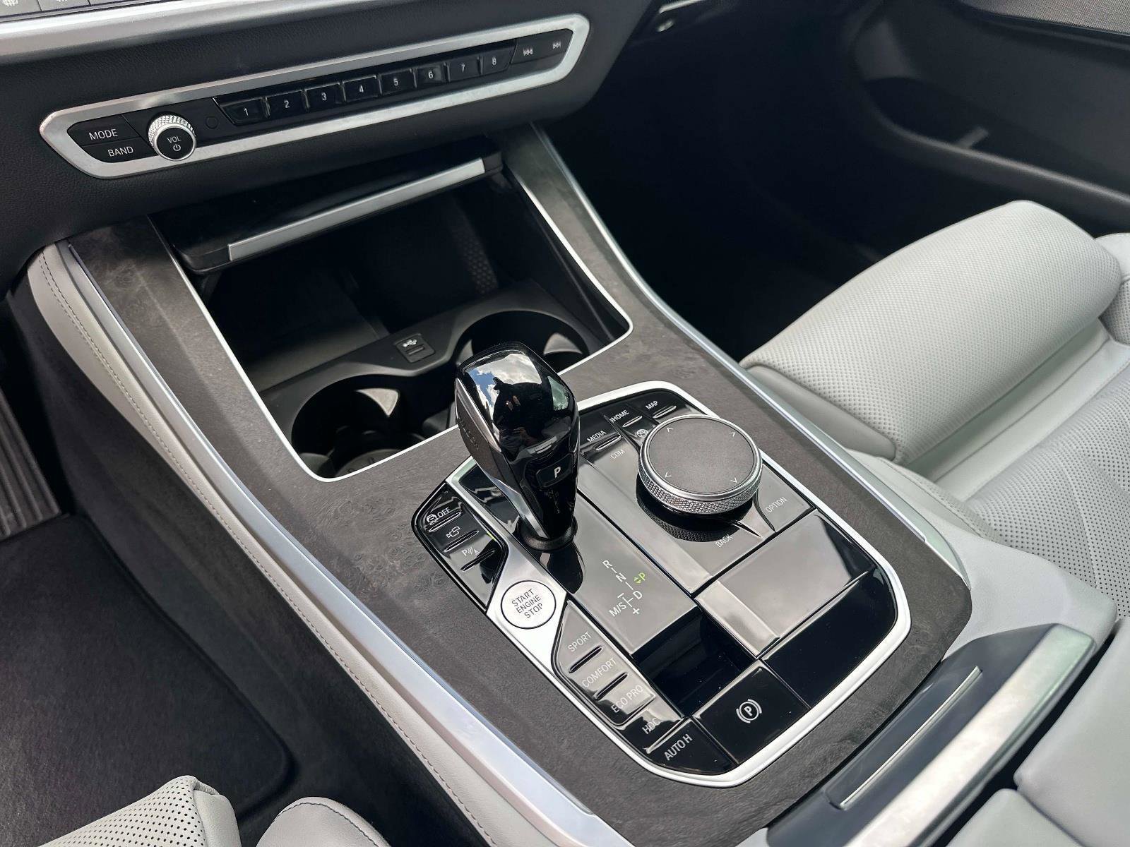 Used 2023 BMW X5 xDrive40i w/ Premium Package image 24