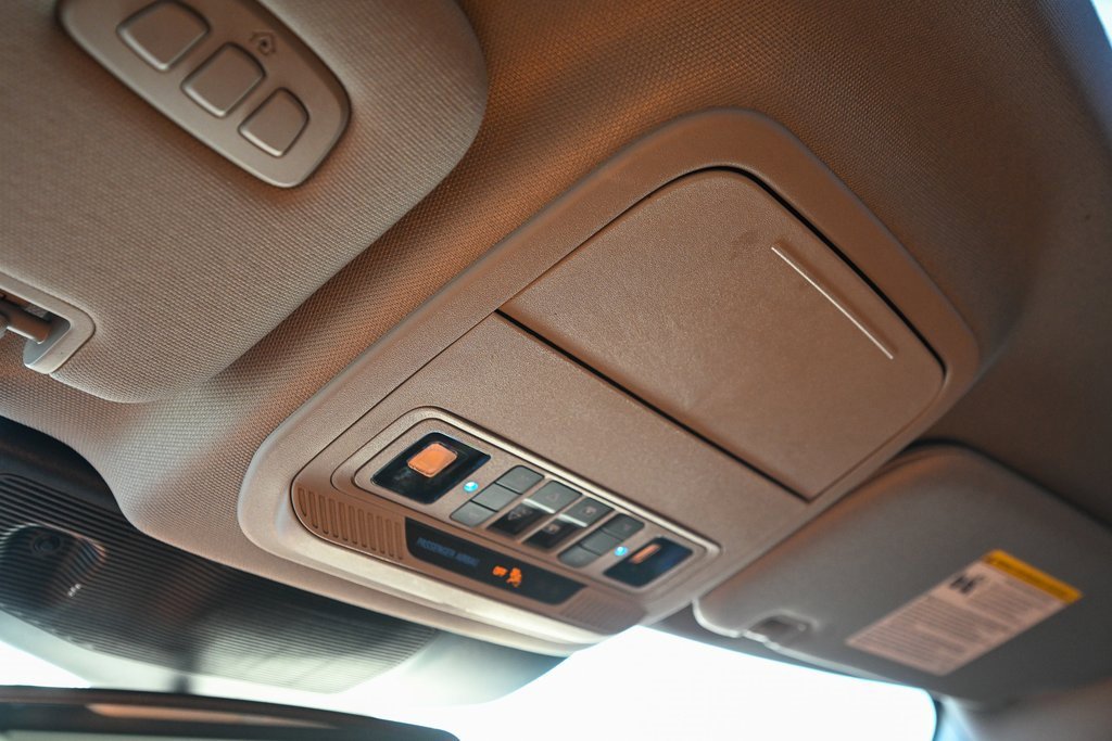 Used 2023 Ford Explorer XLT w/ Equipment Group 202A image 41