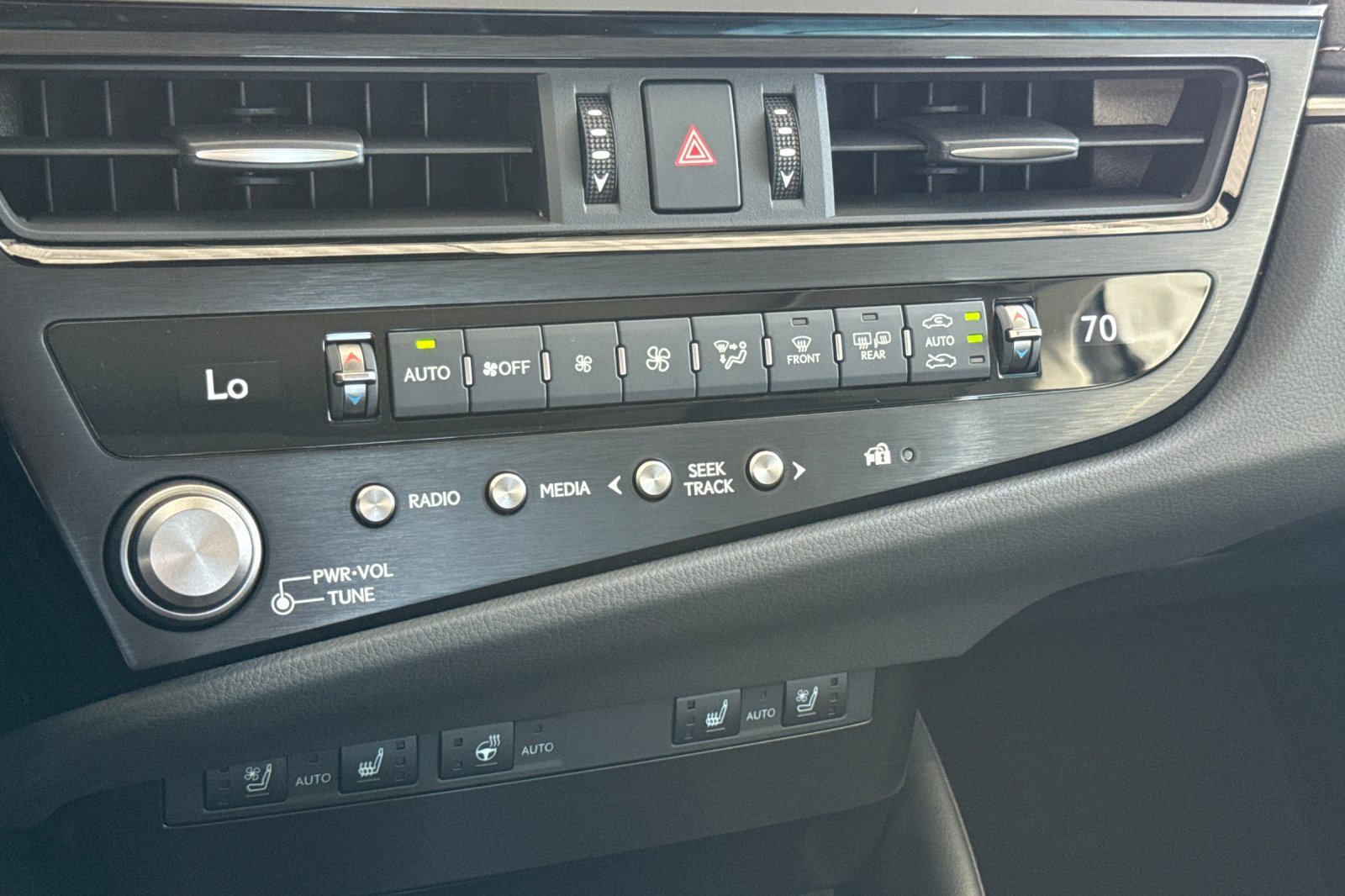 Certified 2025 Lexus ES 300h w/ Premium Package FWD image 25