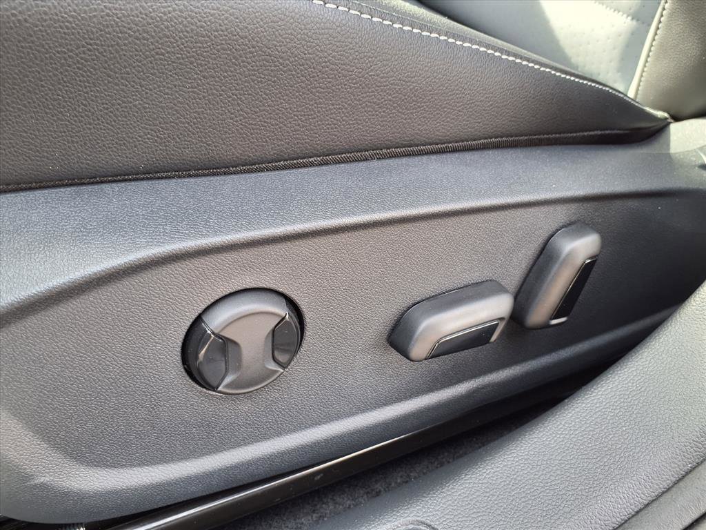 New 2026 Volkswagen Jetta SE image 9