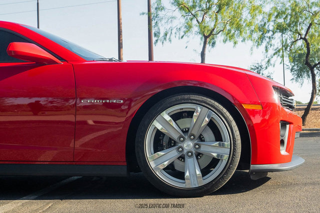 Used 2013 Chevrolet Camaro ZL1 RWD image 11