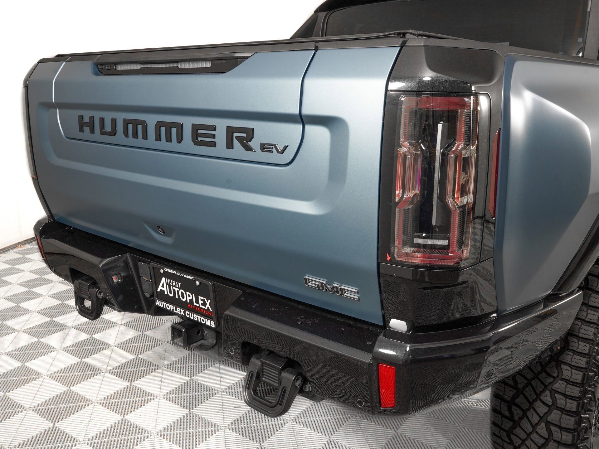 Used 2024 GMC Hummer EV 3X w/ Omega Edition image 38