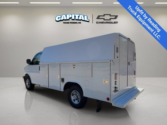 New 2025 Chevrolet Express 3500 w/ Power Convenience Package RWD image 3