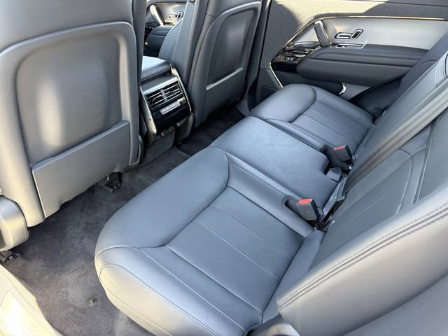 Used 2025 Land Rover Range Rover Sport SE image 24