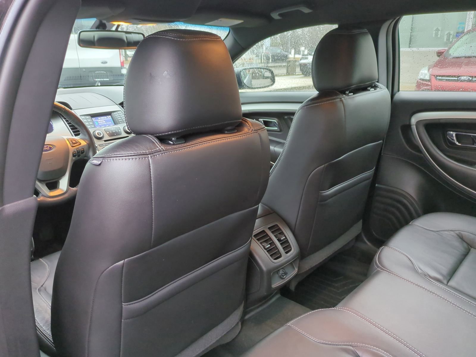 Used 2018 Ford Taurus SEL image 21