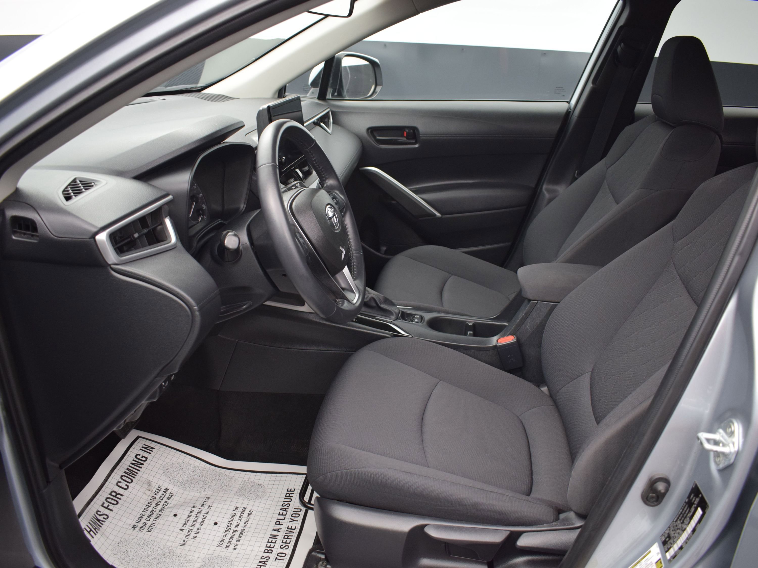 Used 2023 Toyota Corolla Cross LE w/ Black Badges Package (TMS) image 13