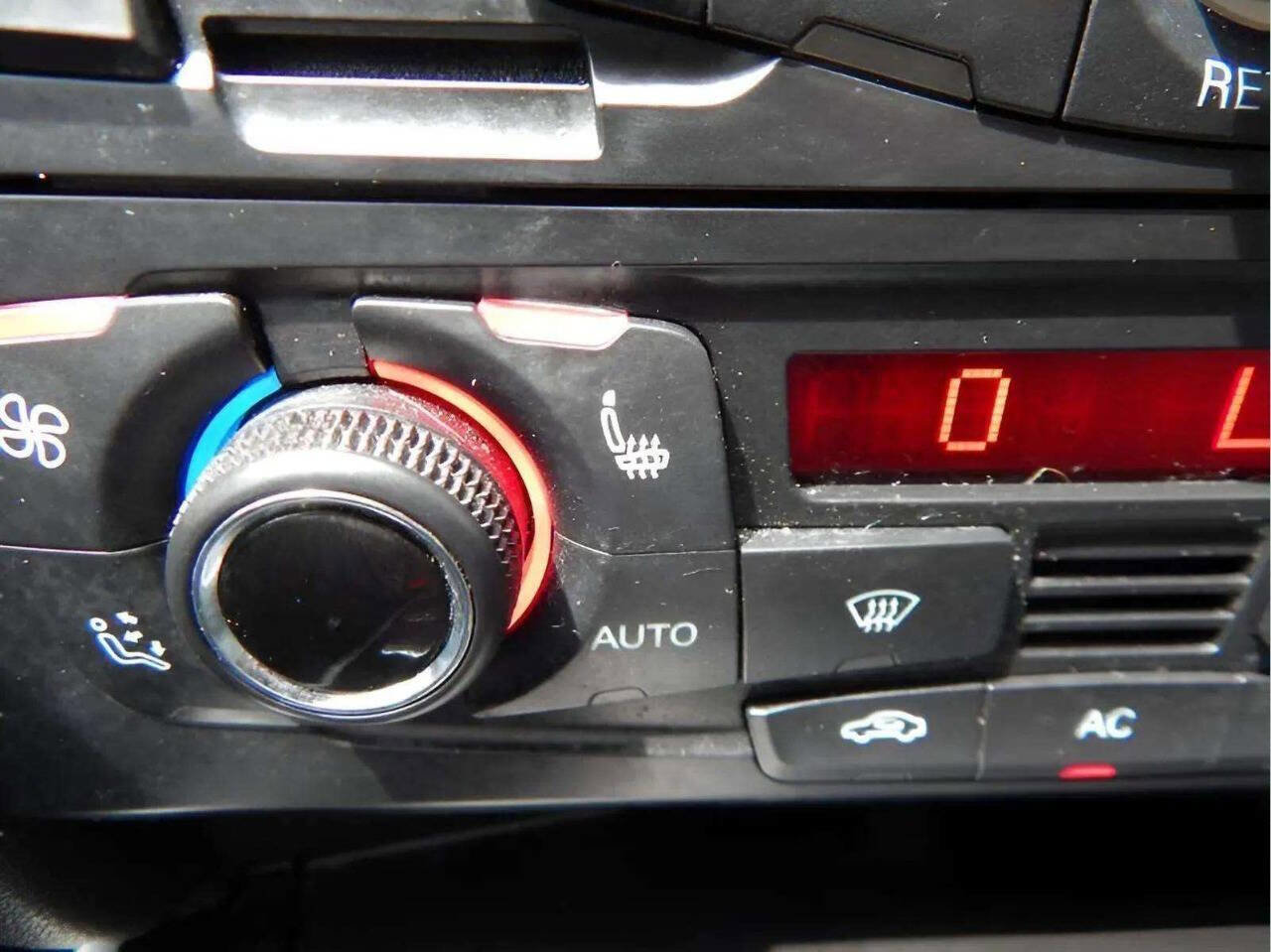 Used 2012 Audi A4 2.0T Premium Plus image 38