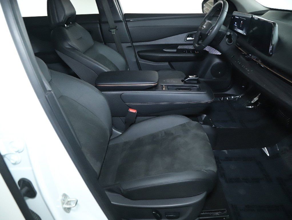 Certified 2024 Nissan Ariya EVOLVE+ e-4ORCE image 38