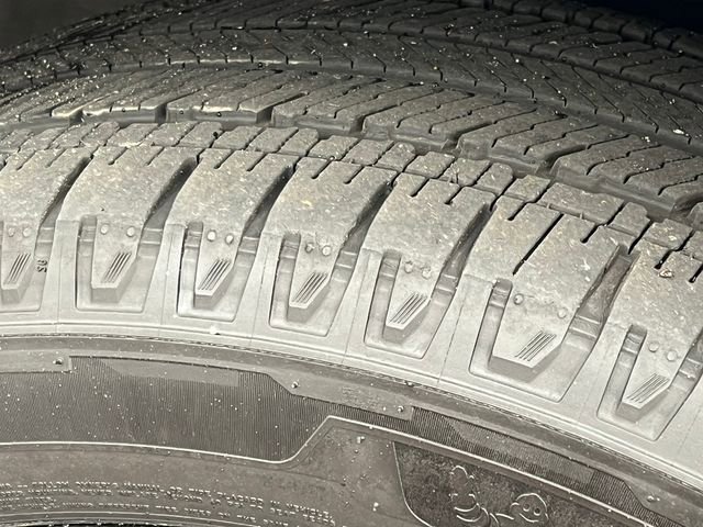 Certified 2025 Ford Expedition Max Platinum w/ Stealth Appearance Package image 11