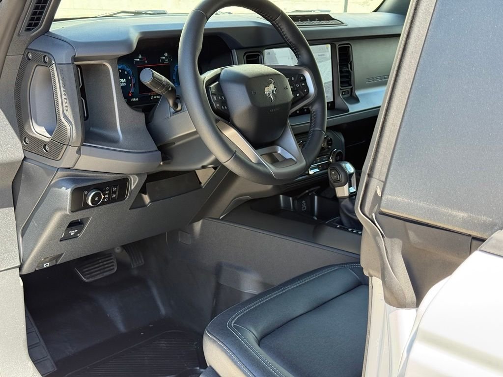 New 2026 Ford Bronco Badlands w/ Sasquatch Package AWD/4WD image 6