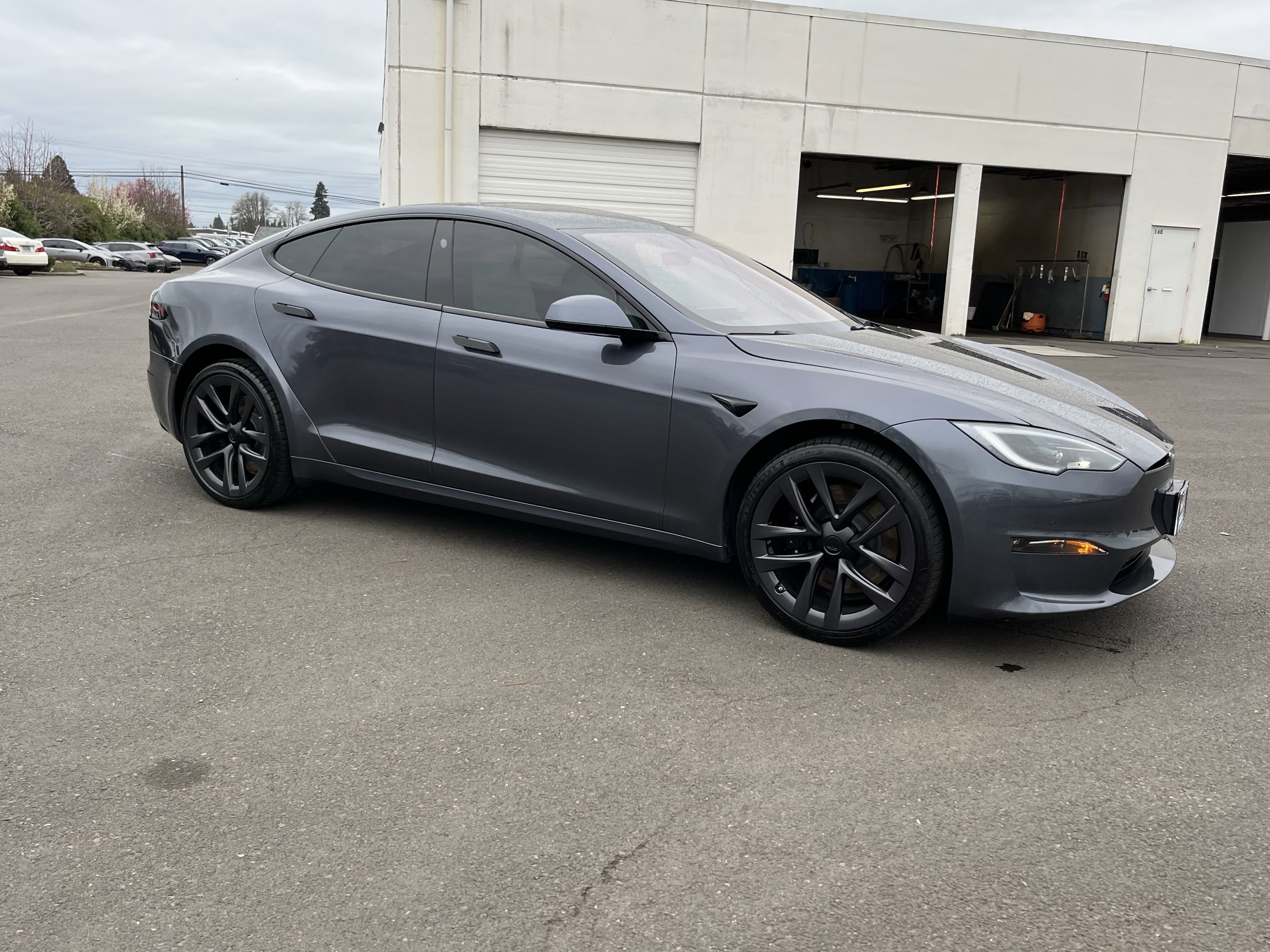 Used 2022 Tesla Model S image 7
