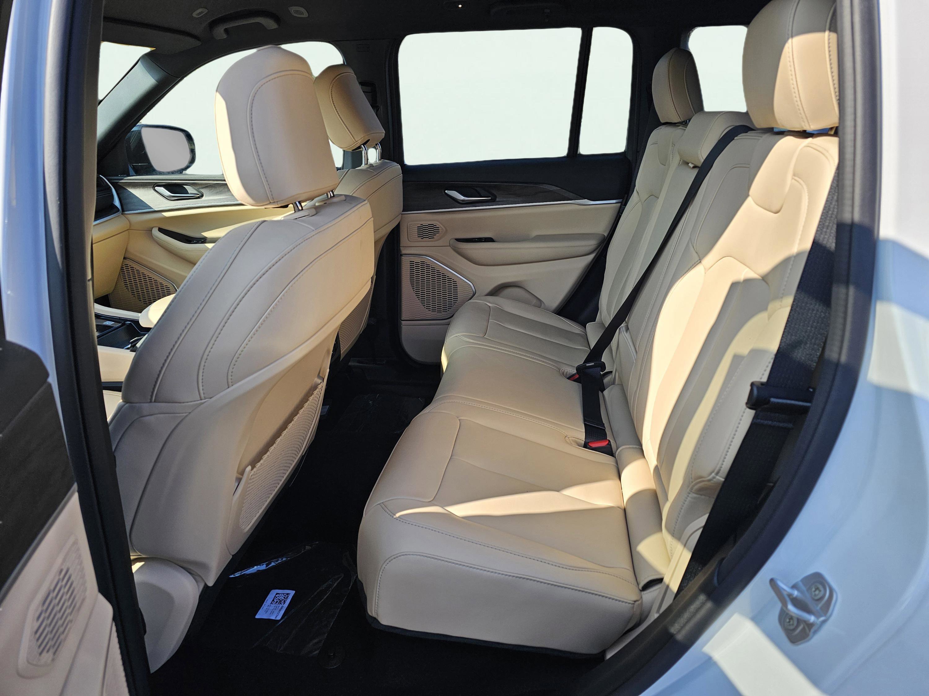 New 2026 Jeep Grand Cherokee Limited image 31