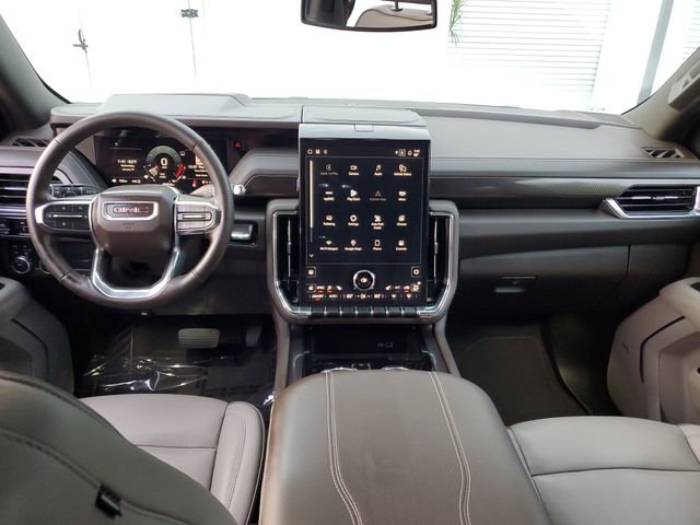 Used 2025 GMC Yukon XL Elevation image 11