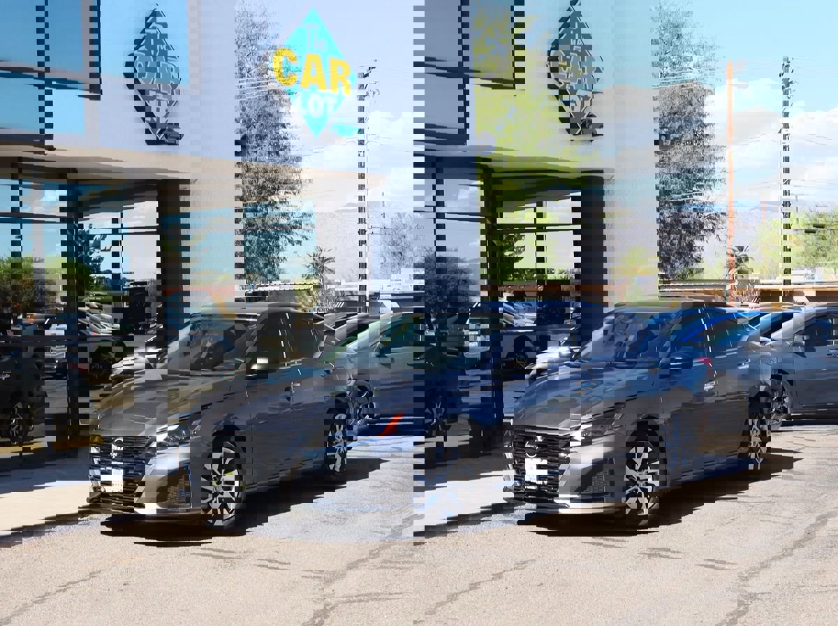 Used 2024 Nissan Altima 2.5 S image 2