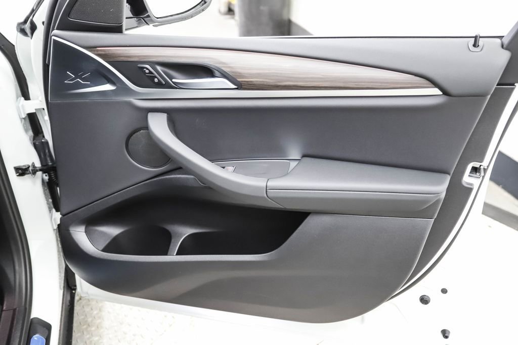 Used 2021 BMW X3 xDrive30i w/ Convenience Package (ZC2) image 42