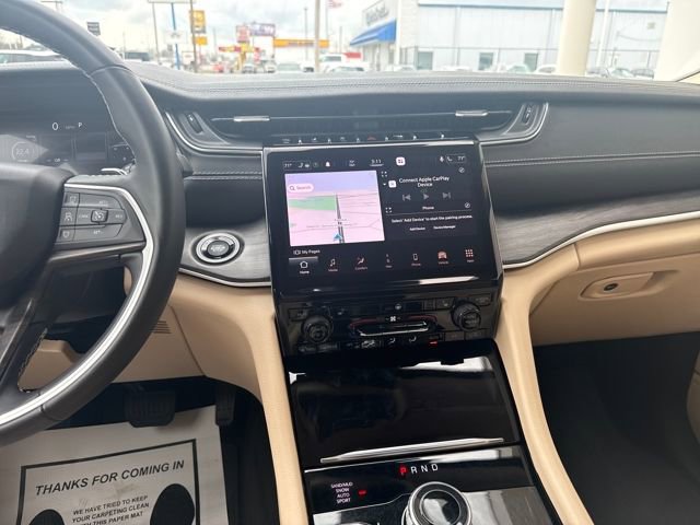 Used 2021 Jeep Grand Cherokee L Limited image 16