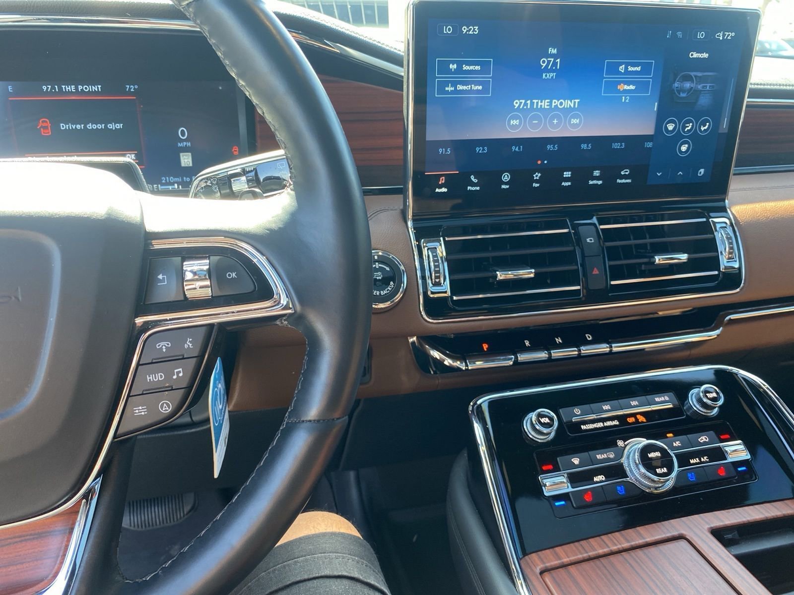 Used 2024 Lincoln Navigator L Reserve AWD/4WD image 13