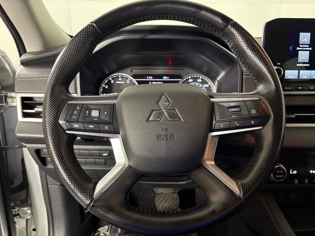 Used 2024 Mitsubishi Outlander SE FWD image 21