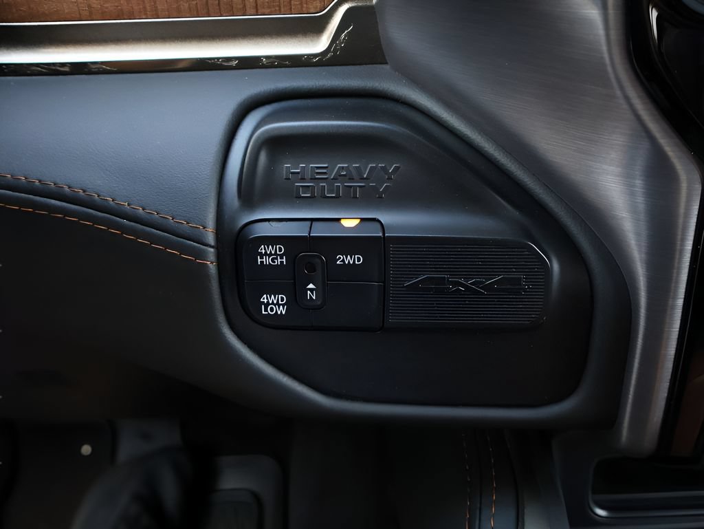 Used 2022 RAM 3500 Limited AWD/4WD image 29