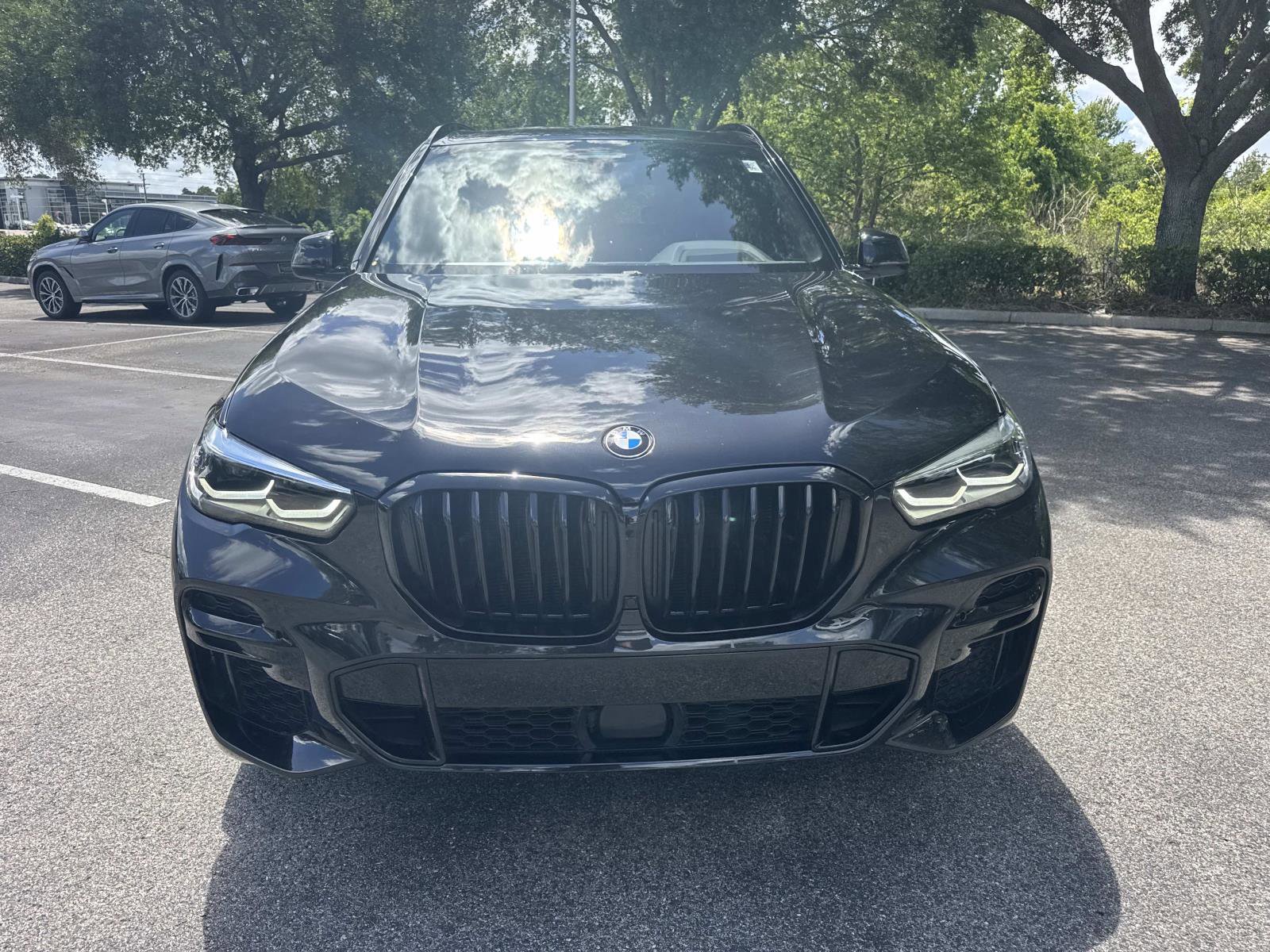 Used 2023 BMW X5 xDrive40i w/ M Sport Package image 9