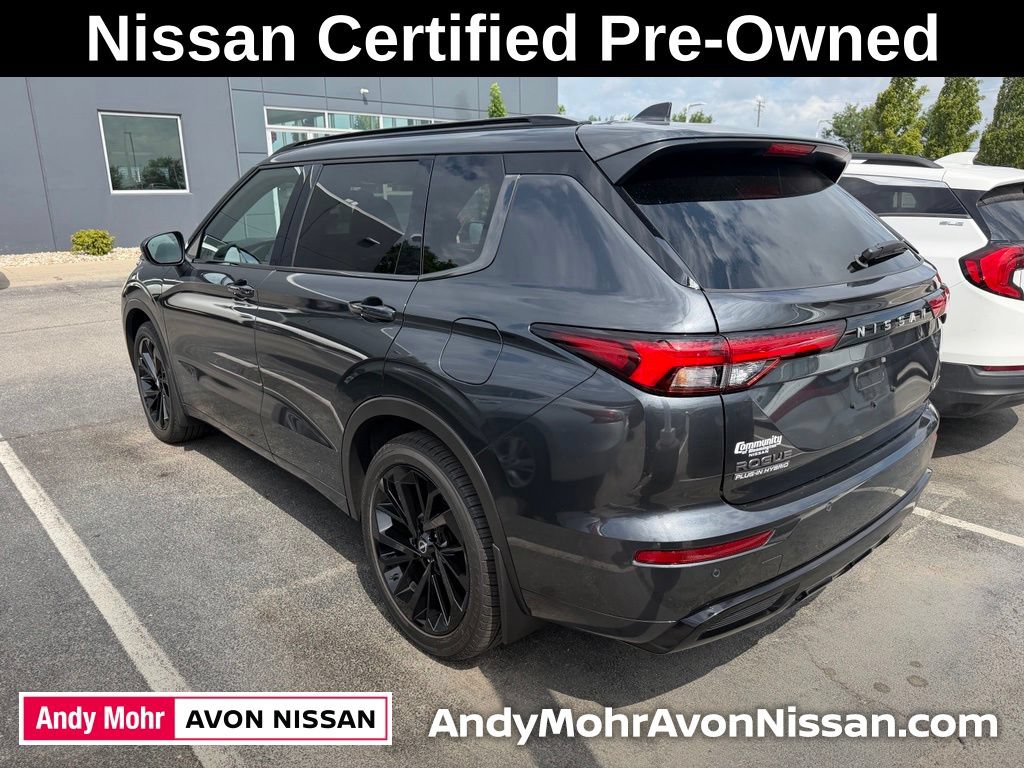 Used 2026 Nissan Rogue Platinum w/ Family Package AWD/4WD image 4