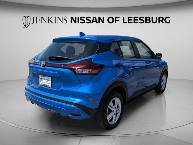 Certified 2025 Nissan Kicks Play S FWD image 3