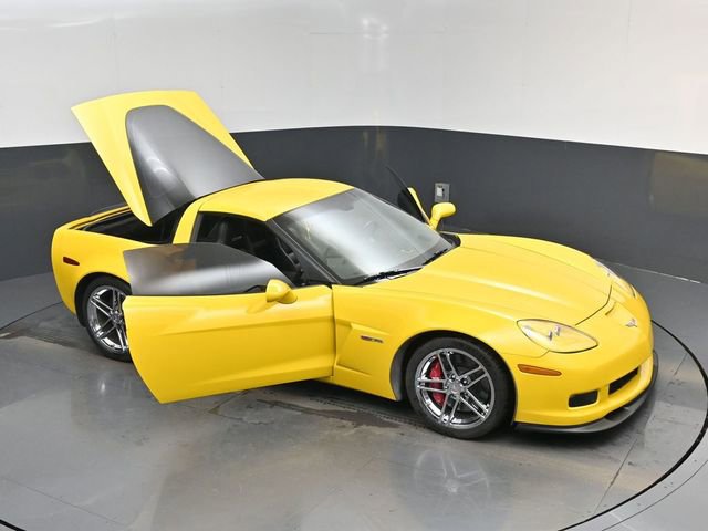 Used 2006 Chevrolet Corvette Z06 w/ Preferred Equipment Group image 19