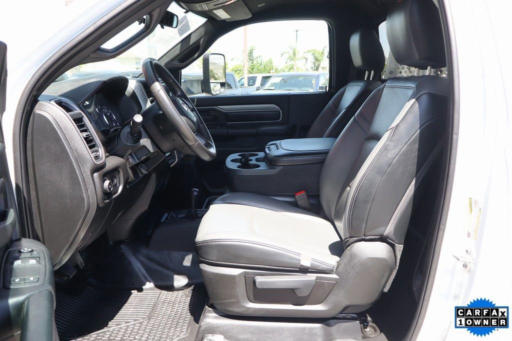 Used 2022 RAM 5500 Tradesman AWD/4WD image 17