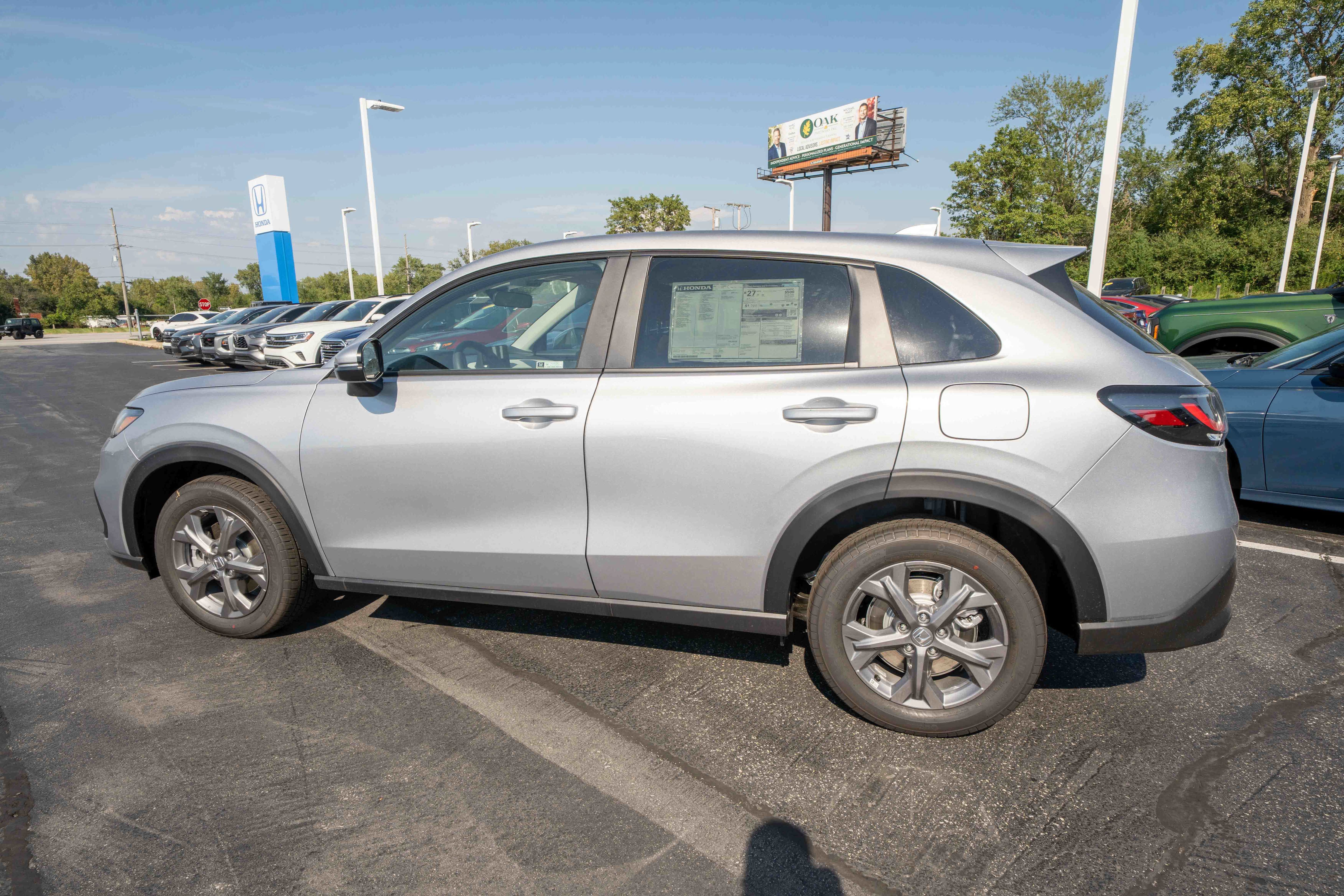 New 2027 Honda HR-V LX image 4