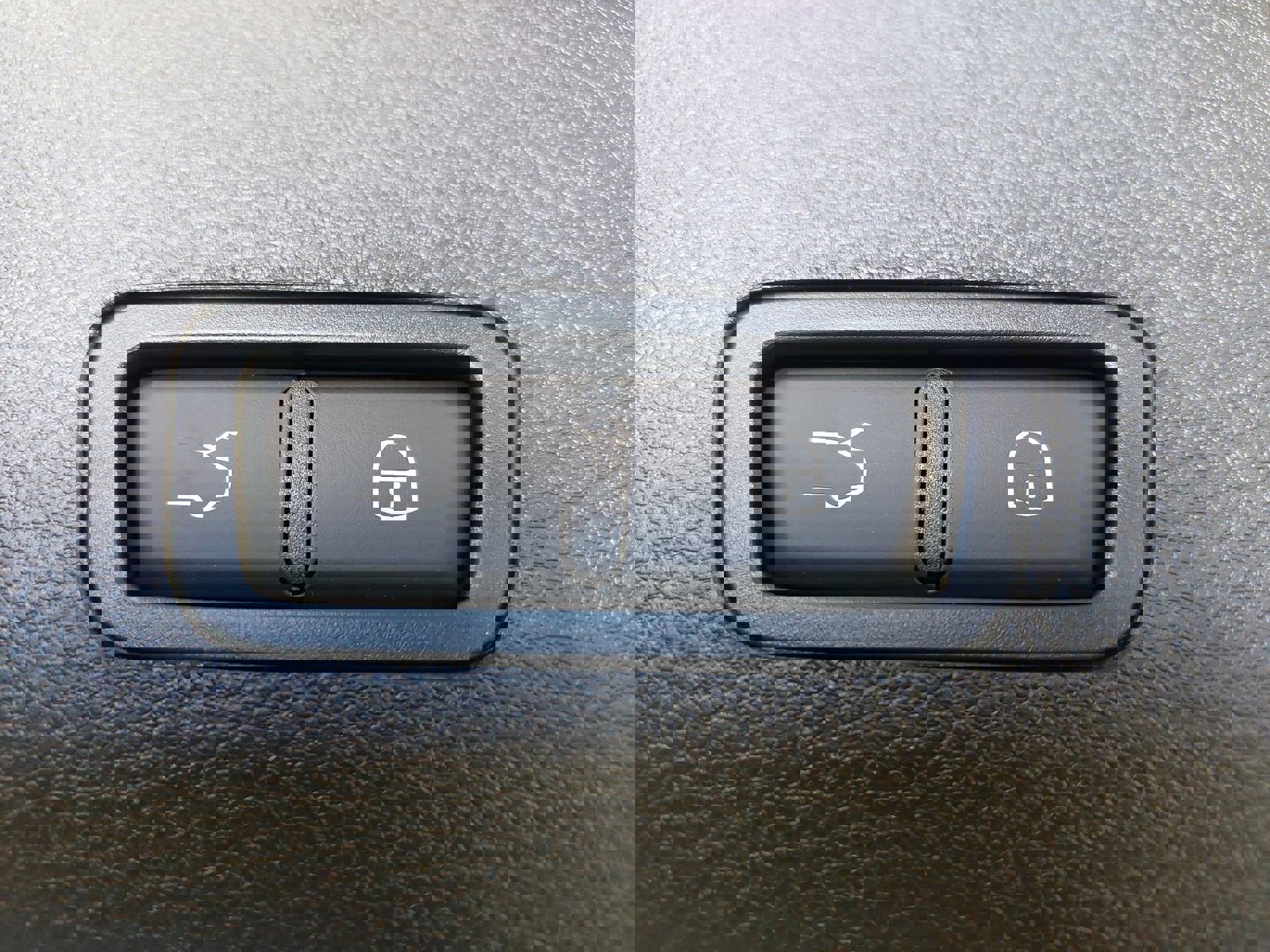 New 2025 Alfa Romeo Tonale w/ Premium Package image 14