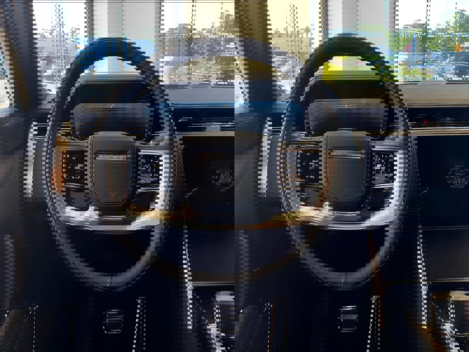 New 2026 Land Rover Range Rover SV image 14