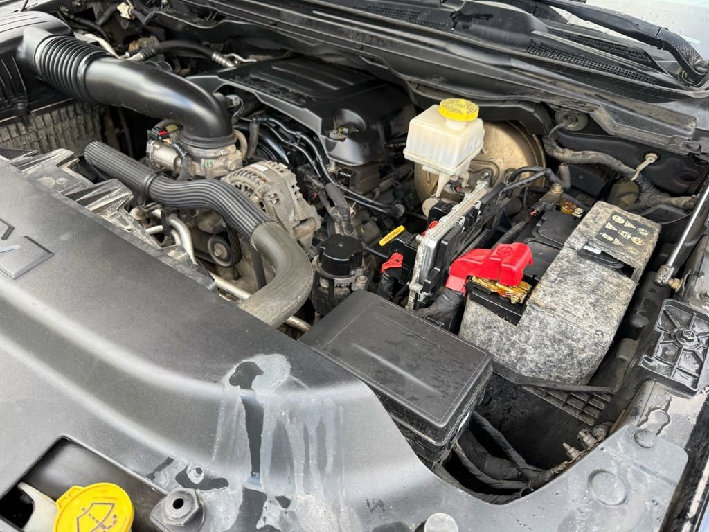 Used 2019 RAM 1500 Sport w/ Level 2 Equipment Group image 9