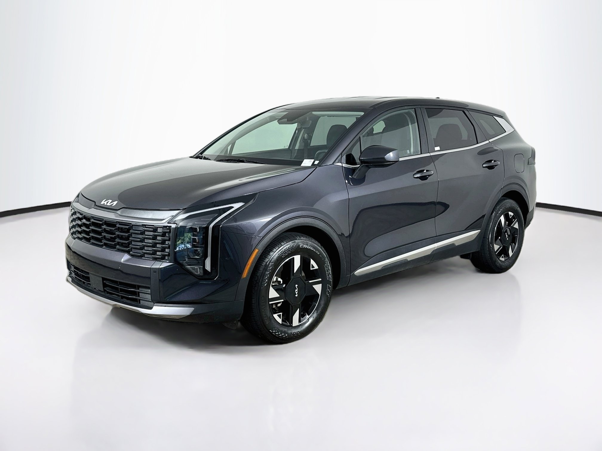 Used 2026 Kia Sportage LX FWD image 3
