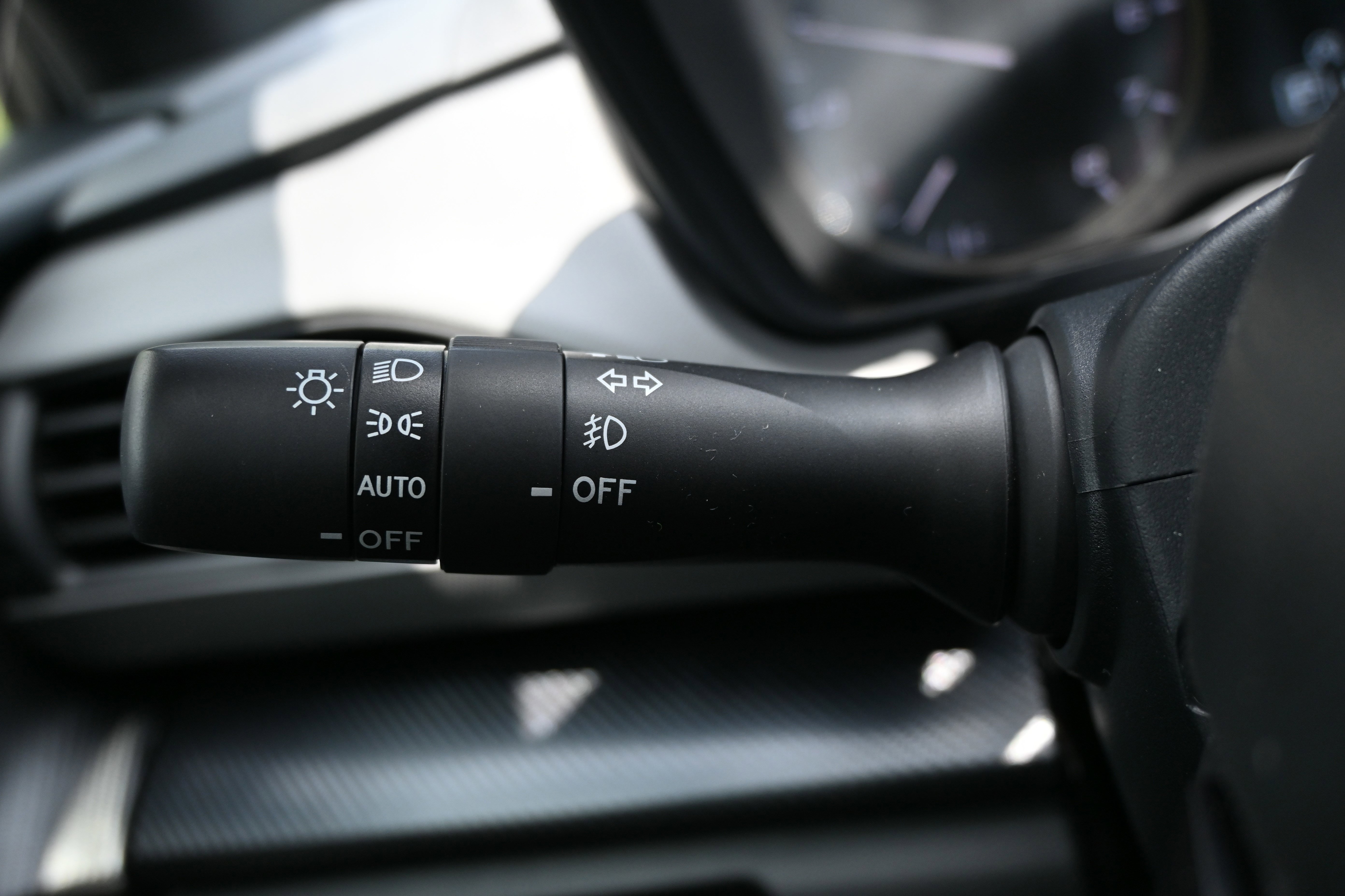 Certified 2025 Subaru Crosstrek 2.5i Sport w/ Popular Package #4A image 28