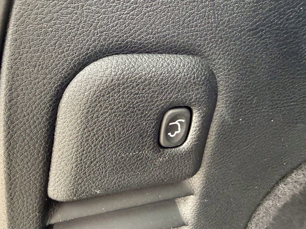 Used 2018 Jeep Grand Cherokee Trailhawk w/ Trailhawk Luxury Group image 17