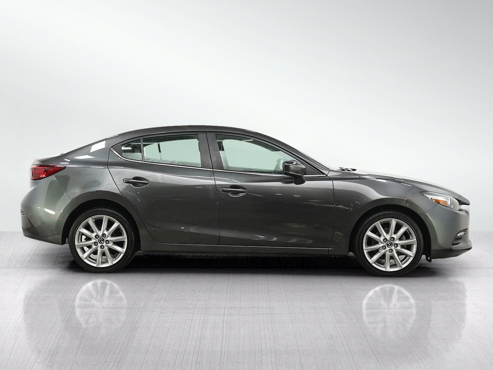 Used 2017 MAZDA MAZDA3 Touring FWD image 6