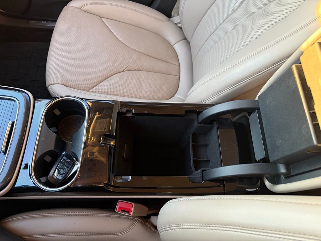 Used 2022 Lincoln Nautilus Reserve image 13