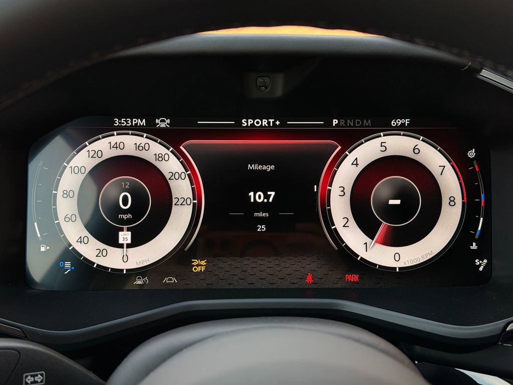 New 2026 Aston Martin DBX 707 image 6