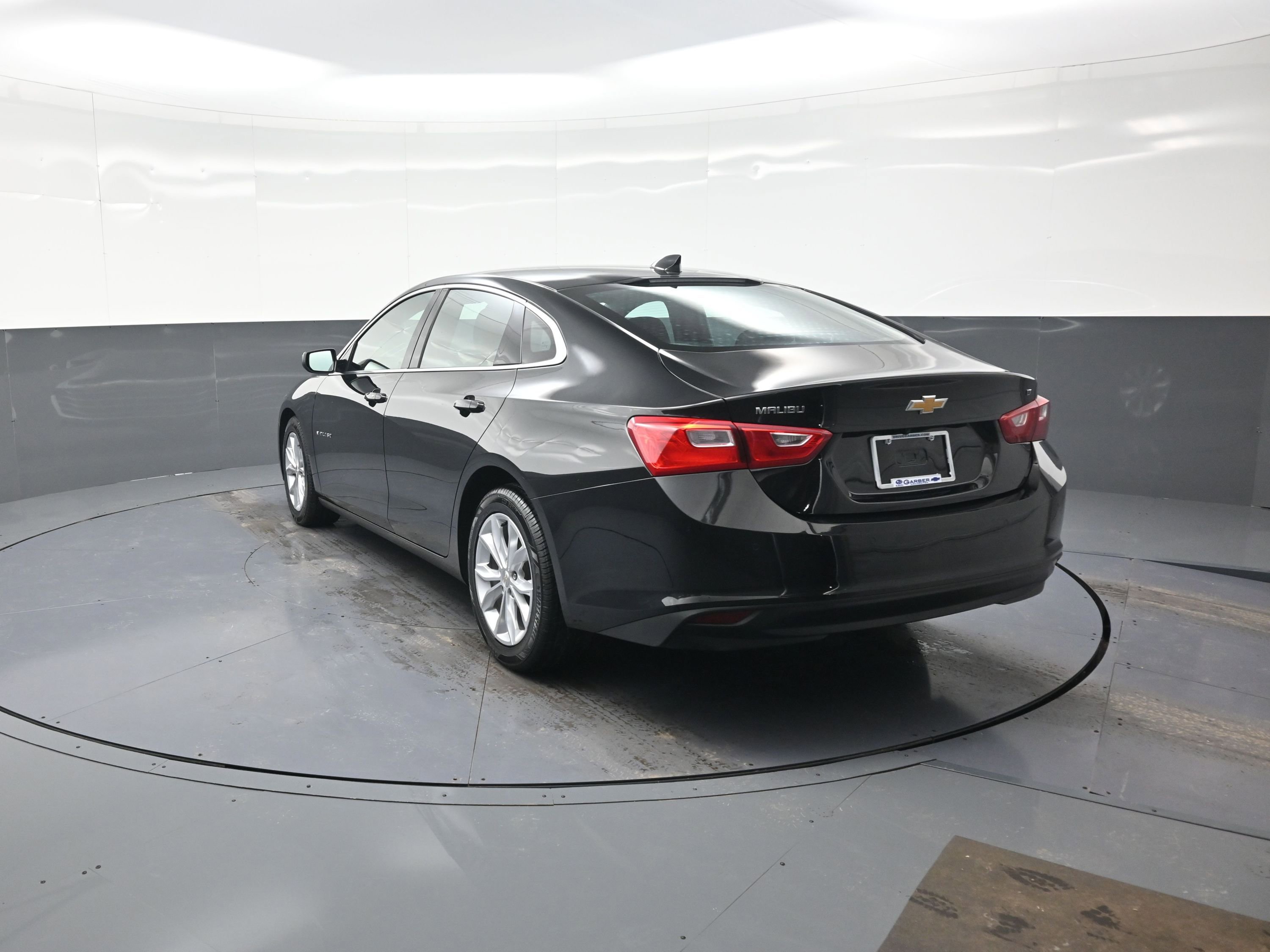 Used 2025 Chevrolet Malibu LT image 5