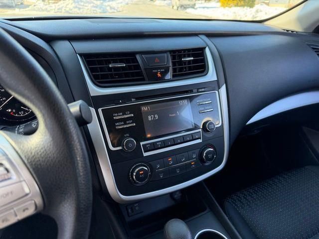 Used 2016 Nissan Altima 2.5 S w/ Power Driver Seat Package image 30