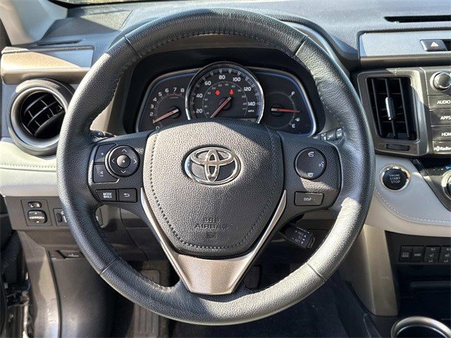 Used 2015 Toyota RAV4 Limited image 19