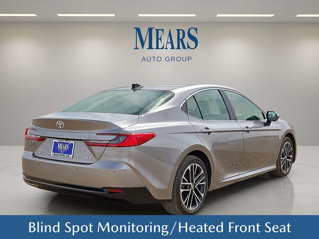 Used 2025 Toyota Camry XLE w/ Premium Plus Package image 6