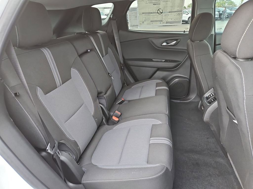 New 2026 Chevrolet Blazer LT w/ Convenience Package FWD image 26