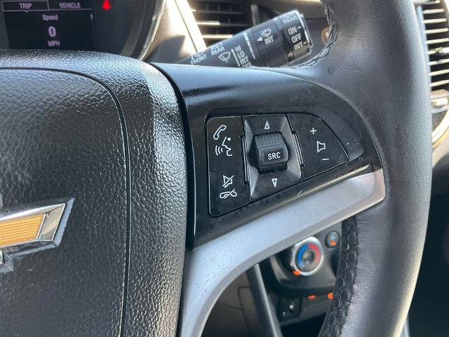 Used 2018 Chevrolet Trax LT w/ LT Convenience Package FWD image 5