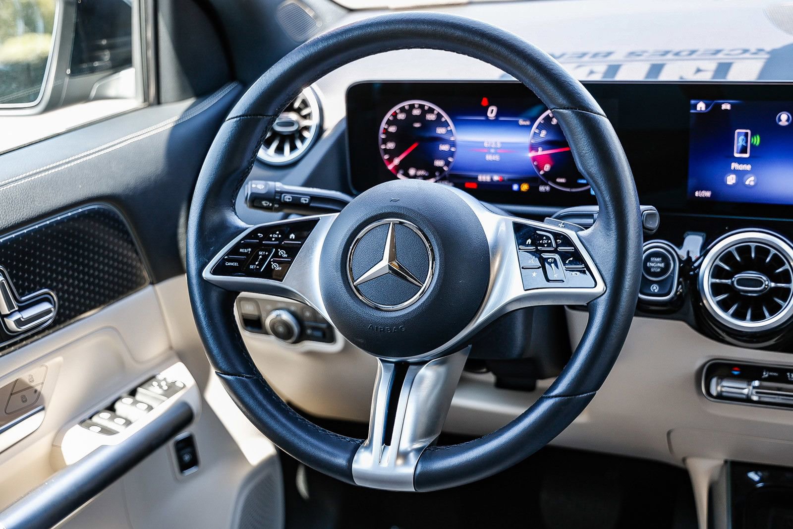 Certified 2025 Mercedes-Benz GLA 250 image 13