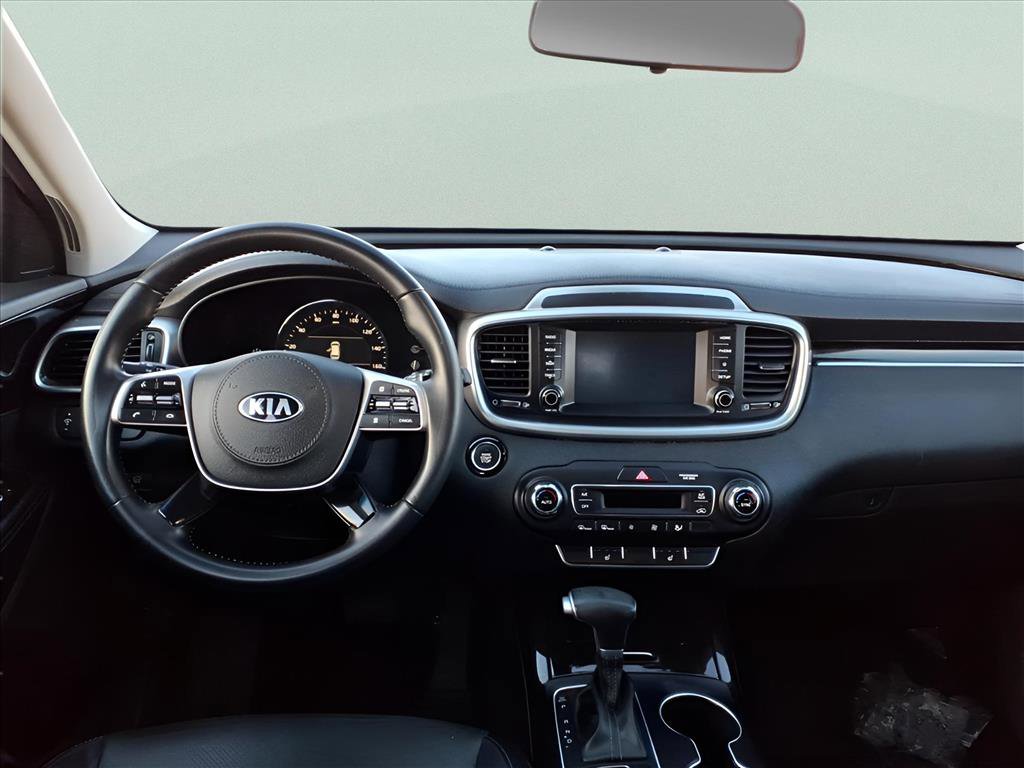 Used 2020 Kia Sorento EX image 11