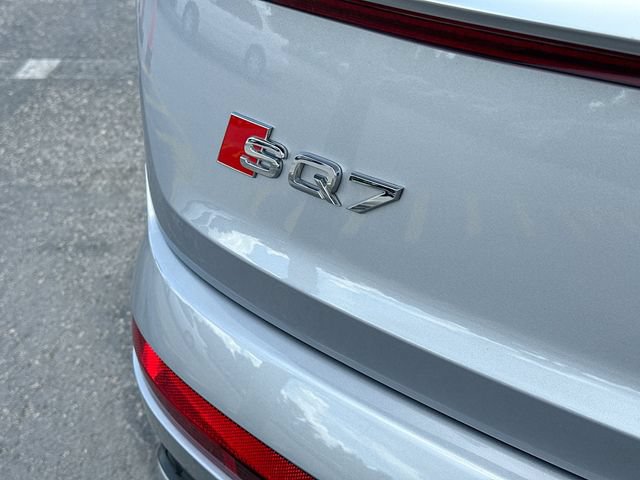 Used 2021 Audi SQ7 Prestige AWD/4WD image 11
