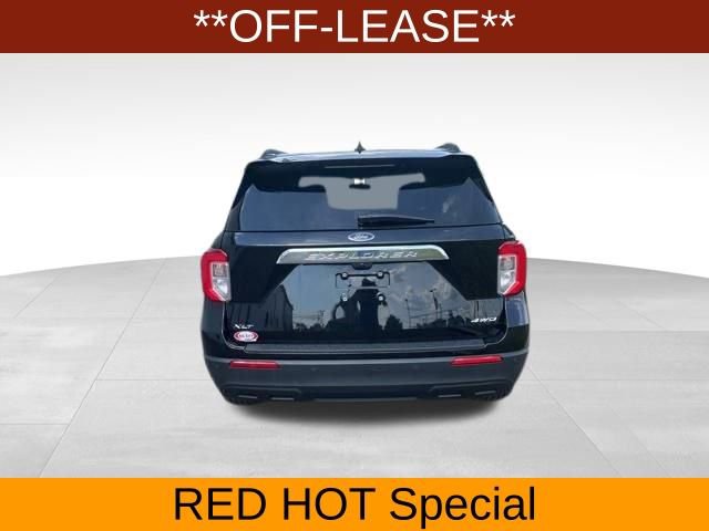 Used 2023 Ford Explorer XLT image 6